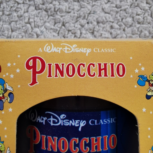 Disney Pinocchio Collector Series Plastic Cup - Picture 8 of 16